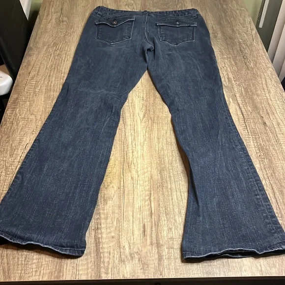 Tommy Hilfiger jeans in like new condition size 10 Bootcut - Picture 5 of 7